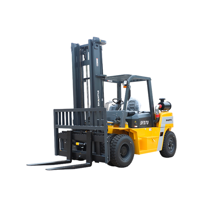 Дизельный вилочный погрузчик Shantui CFD80