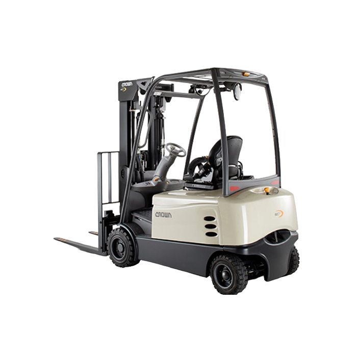 Четырехколесный вилочный погрузчик Crown SCF 6200