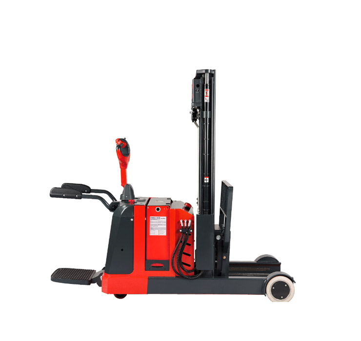 Самоходный штабелер Linde MR15AP