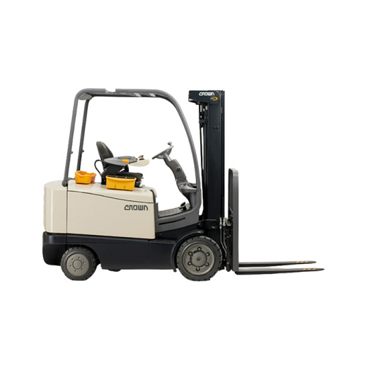 Четырехколесный вилочный погрузчик Crown FC 5700